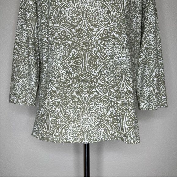 Chico’s Green Boho White Ethnic Print Tasseled 3/4 Sleeves Top - Picture 8 of 13